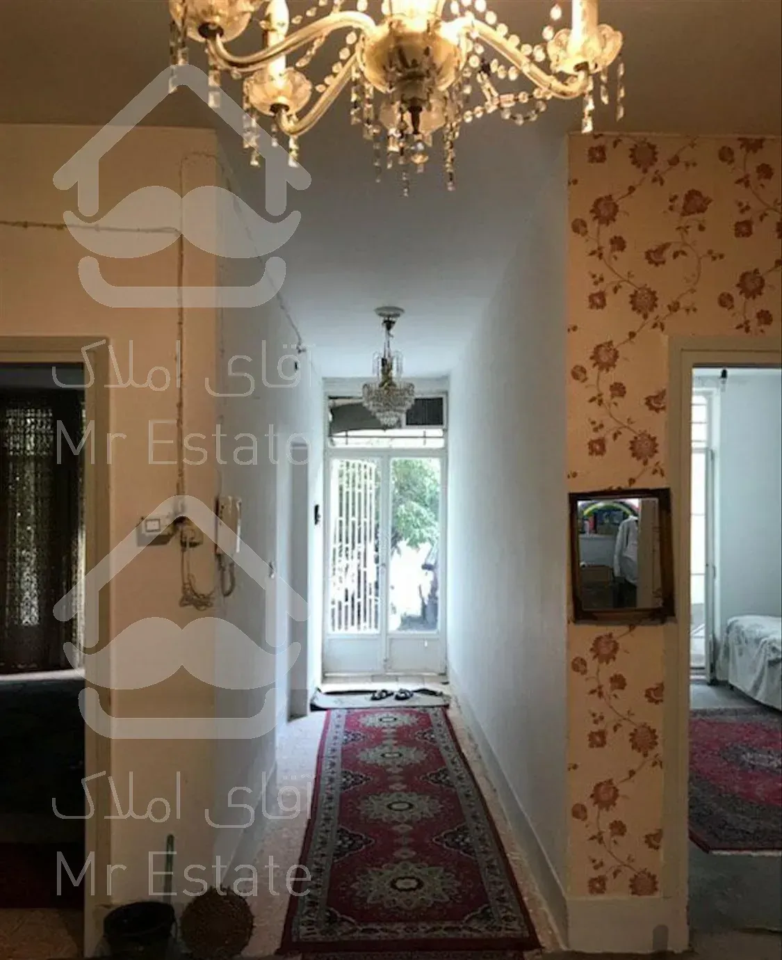 ویلایی همکف خیابان بهار -ورودی مجزا -کاملا مستقل