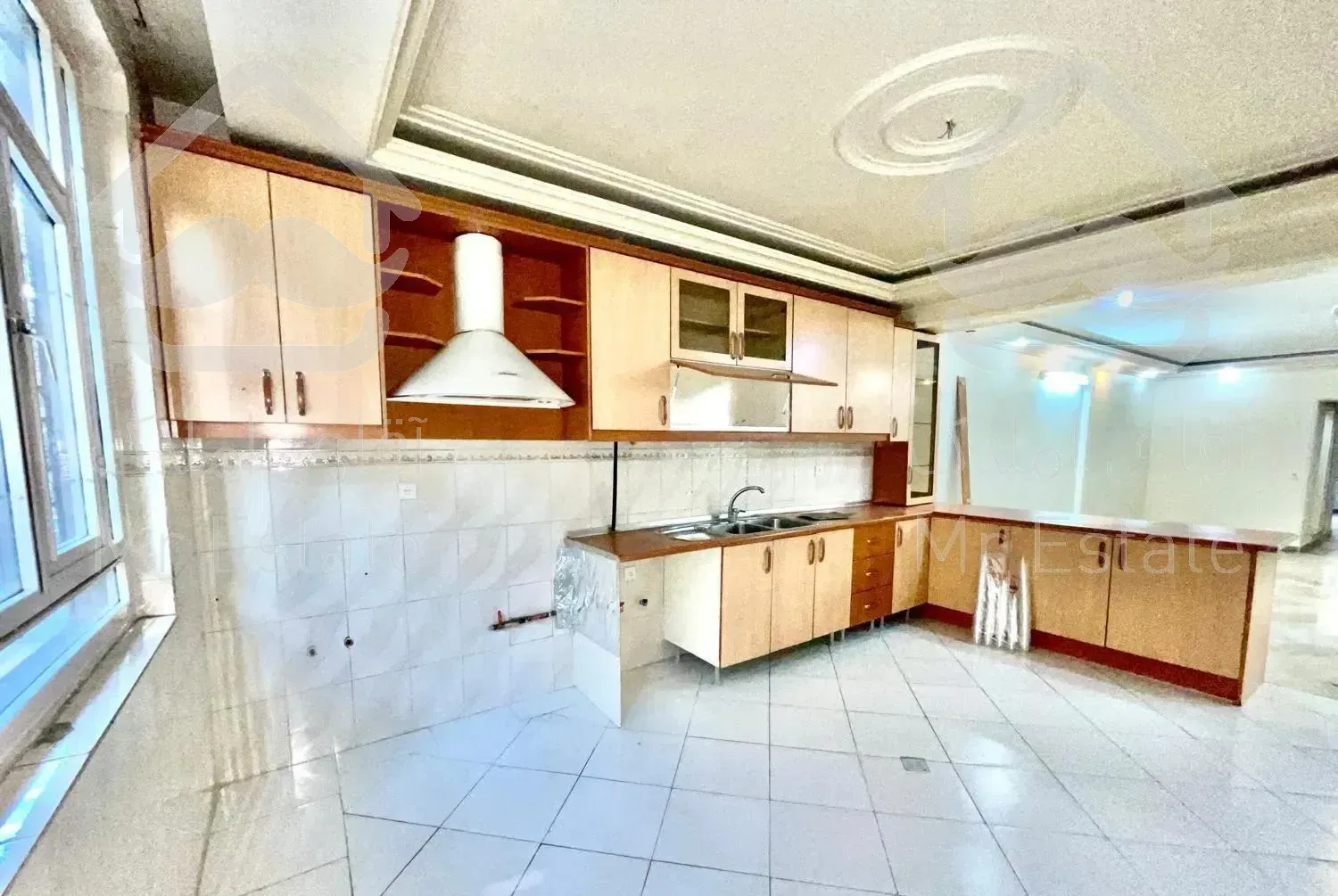 ۱۲۰متر ۲خوابه خوش نقشه  کوچه شرقی ها