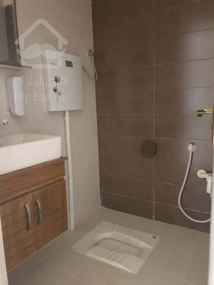 ۸۱متر دو خواب فول امکانات