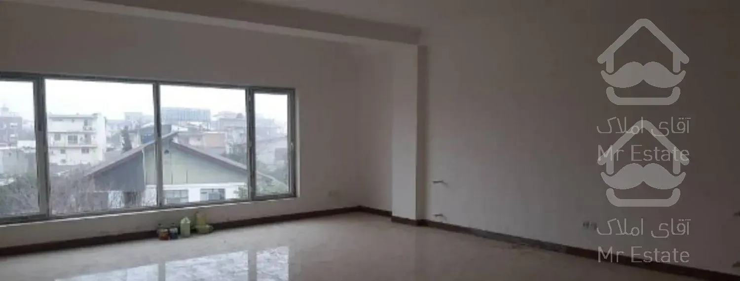 آپارتمان کلید نخورده با ۱۲۰ متر بنا و آسانسور
