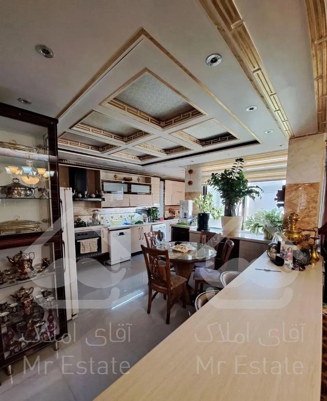 سهروردی شمالی آپادانا ۱۷۵ متر ۳ خواب تکواحدی