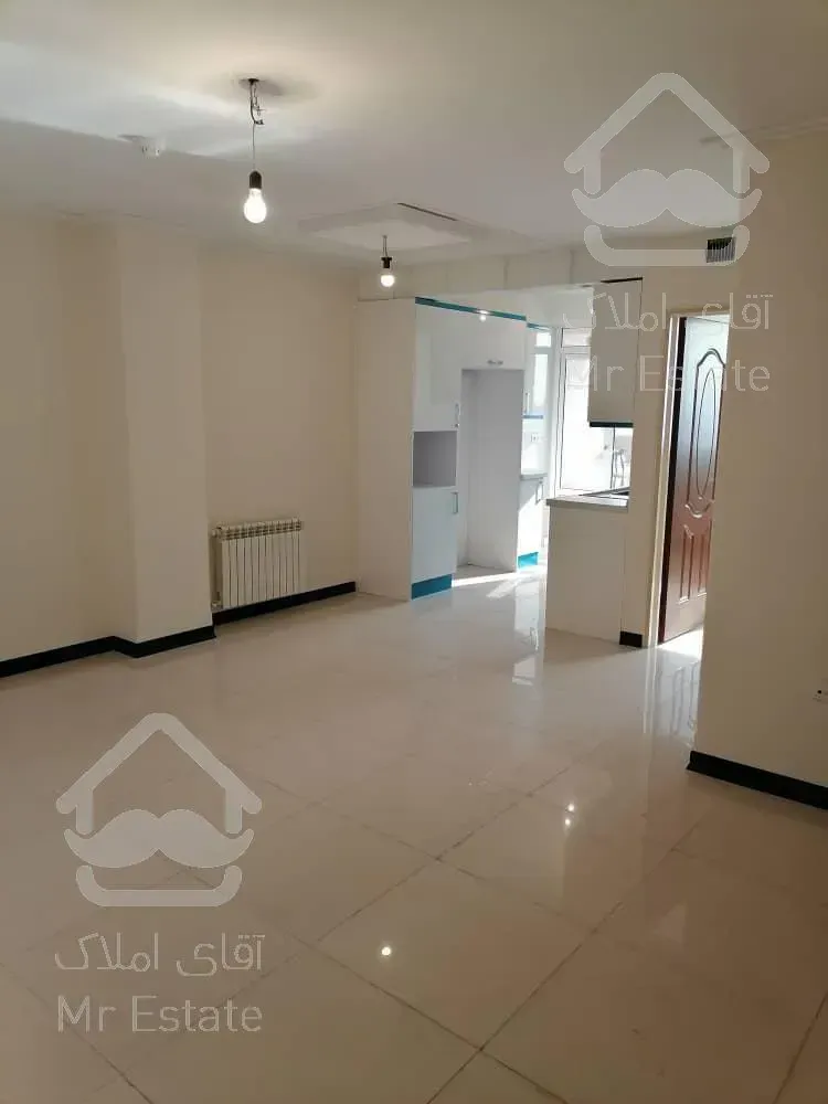 آپارتمان ۵۳ متر /کلید نخورده/دید کل تهران/پونک