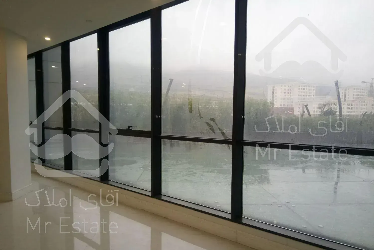 واحد اداری 120 متری در برج