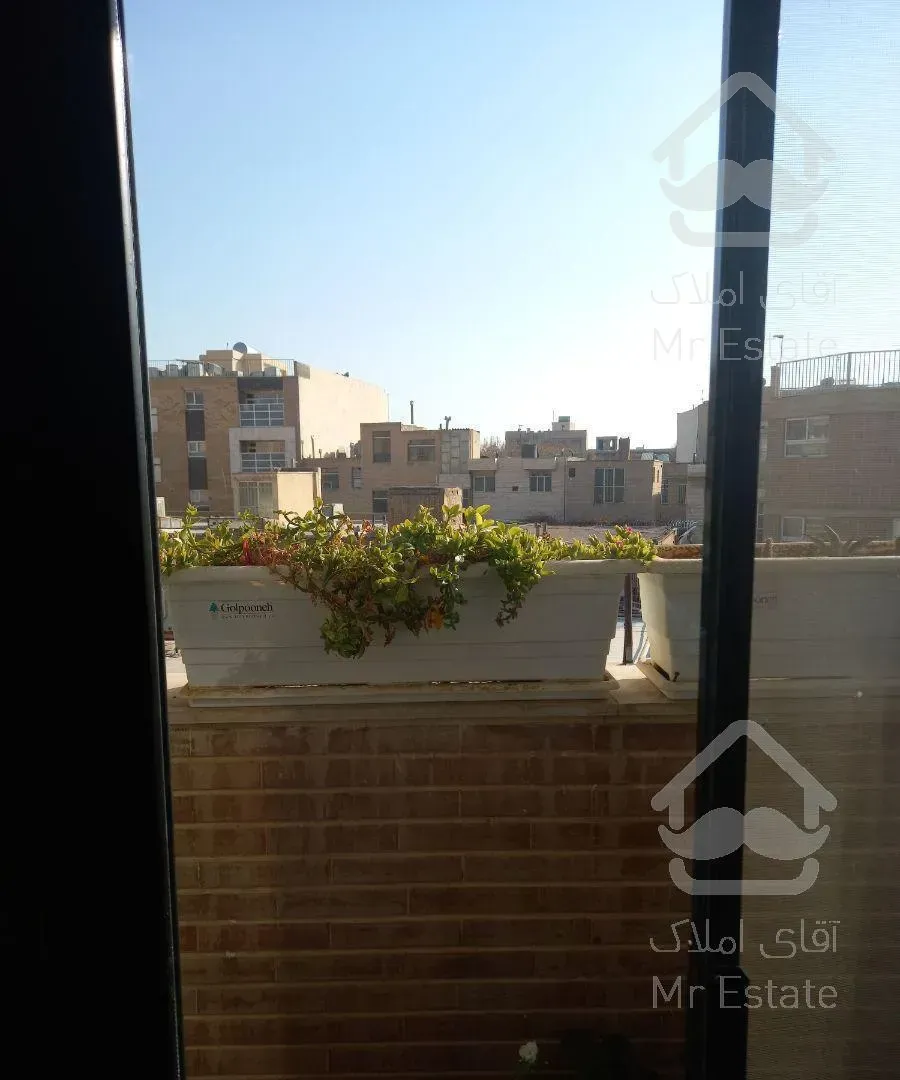 آپارتمان ۱۲۰ متر دو خوابه خ احمدآباد