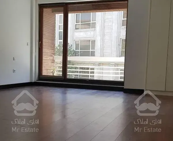 ۲۳۰ متر سه خواب مستر باغ فردوس تکواحدی ۸ساله واقعی