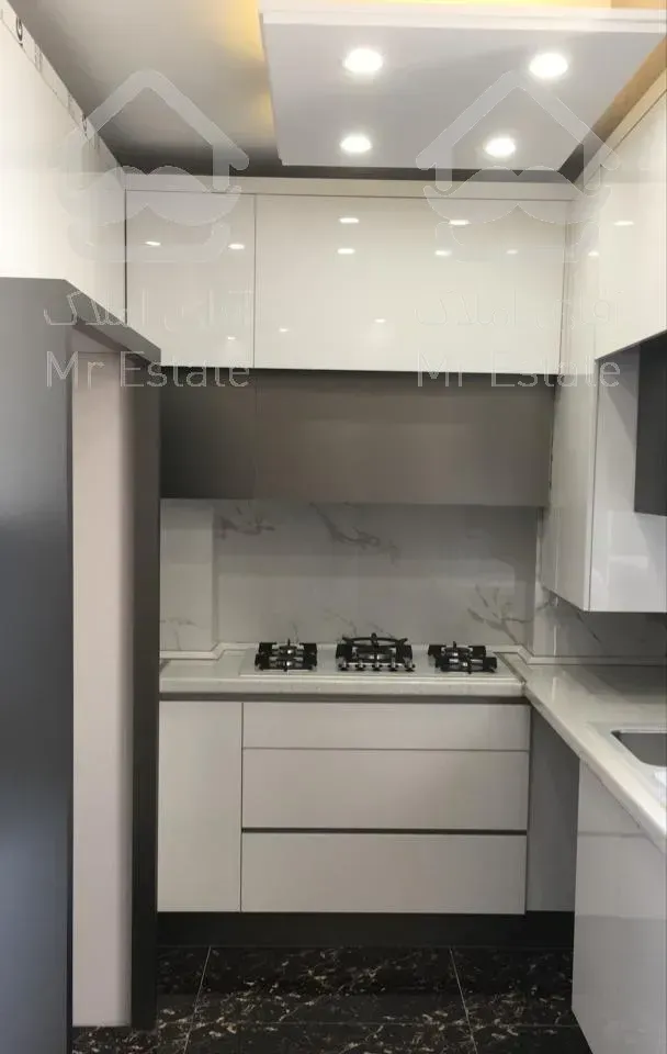 آپارتمان ۶۰ متر یک خوابه، ظفر،۲ پارکینگ سندی