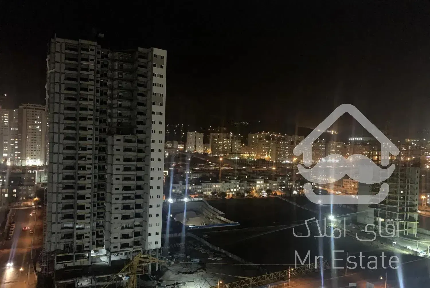 رهن ۱۱۰متر واحد/موقعیت اداری/دریاچه چیتگر