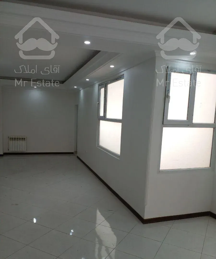 ۱۳۰ متر اپارتمان.۲ خواب.در همایونشهر.لطفعلیخانی.