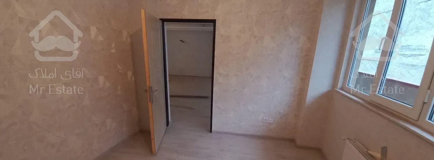 فروش ونصب پارکت وکاغذ دیواری