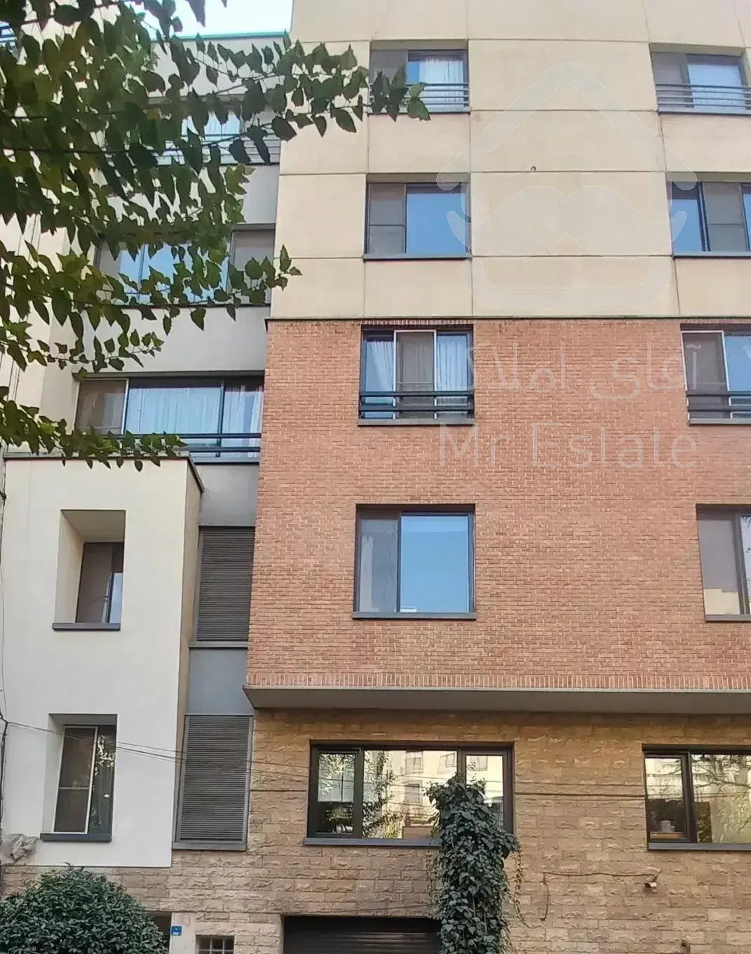 ۱۷۰ متری ۳خواب در بهترین لوکیشن جهانتاب