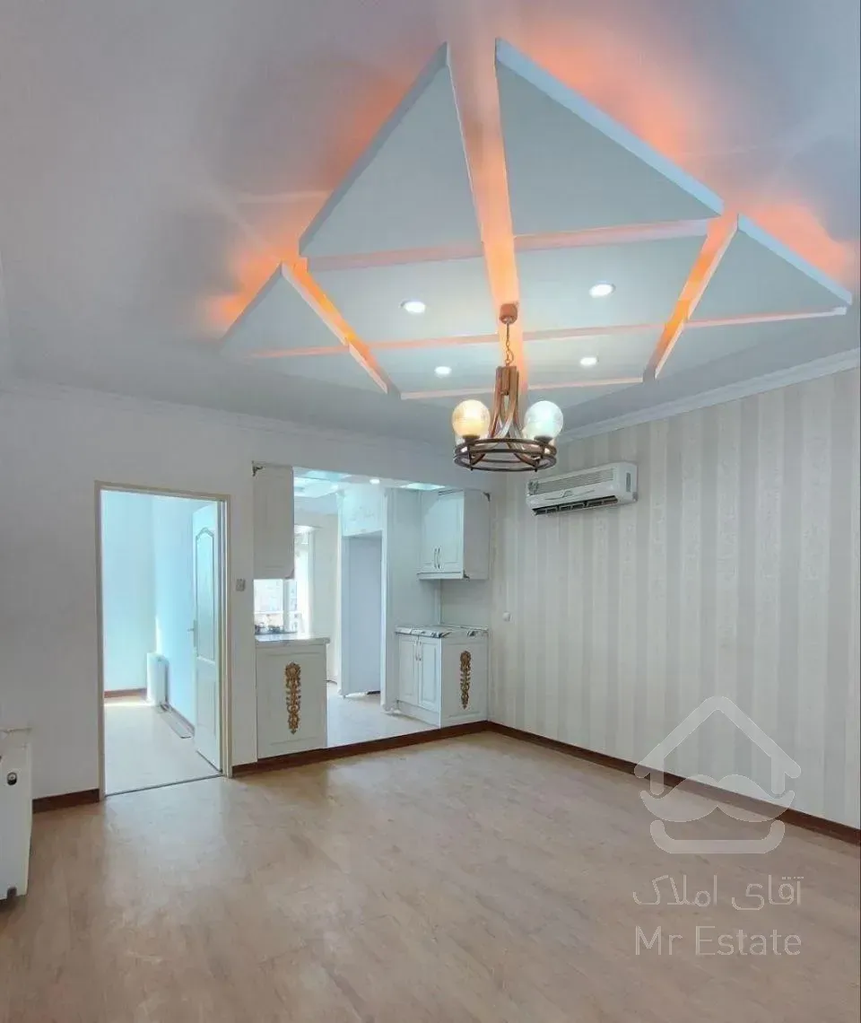 دریاچه چیتگر/65متر تک خواب برج مجلل سازنده به نام