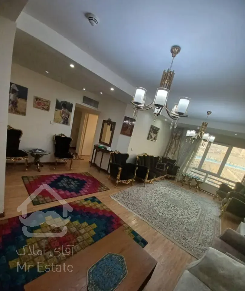 آپارتمان ۱۱۰ متری سه خوابه