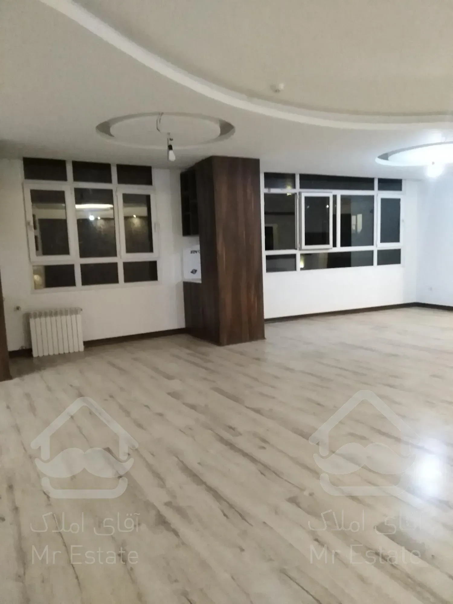 تکواحدی لوکس/۱۷۸متر بینظیر/سه نبش/کاشانی آلاله