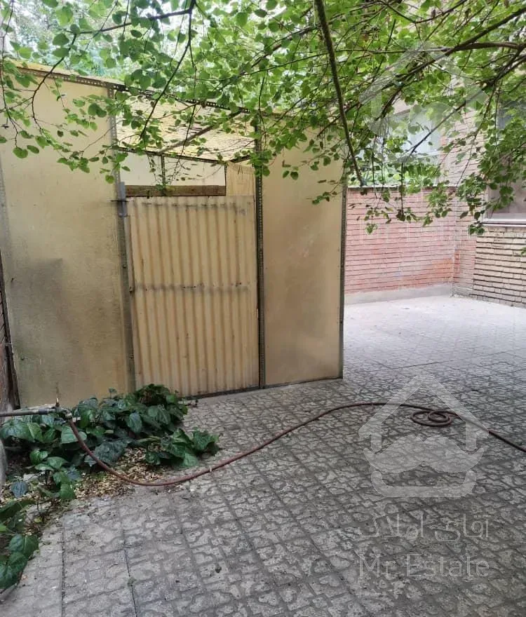 76متر+50مترحیاط اختصاصی(بر خیابان کمیل)