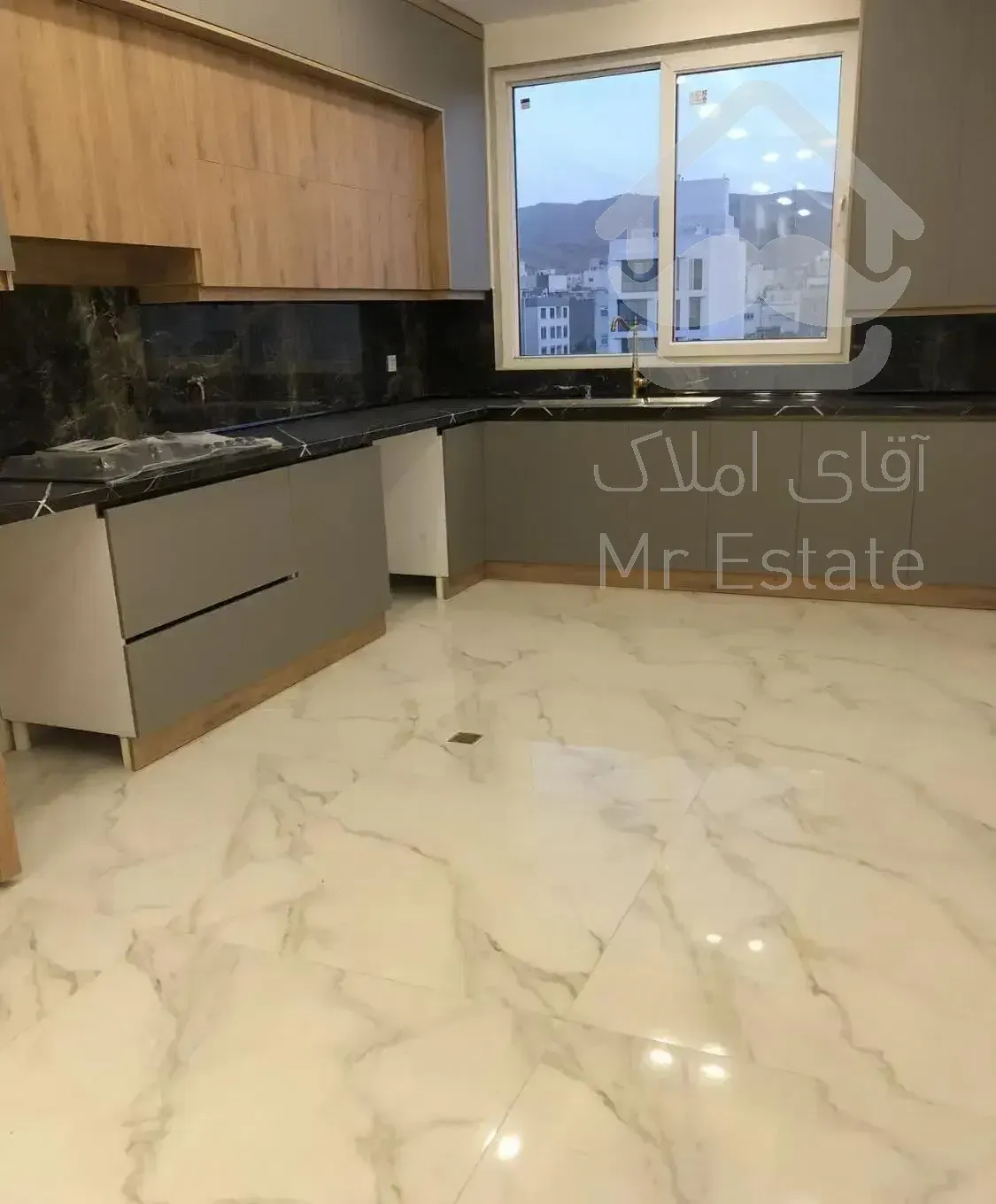 فروش آپارتمان/۱۱۸متربا ۴۰مترتراس/صیاد۲۳ صفرفول