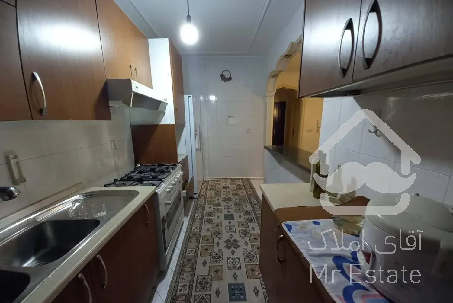 100 متری 2 خواب در شهرک محلاتی