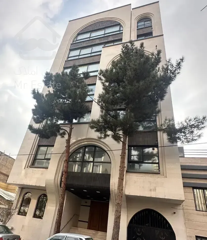 ۱۶۵ متری * حاشیه گلشن * کنار برج *پارکینگ اختصاصی