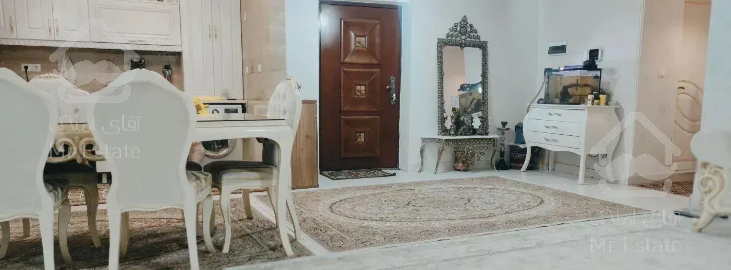 70 متر دبستان/ دو خواب خوش نقشه و پرنور