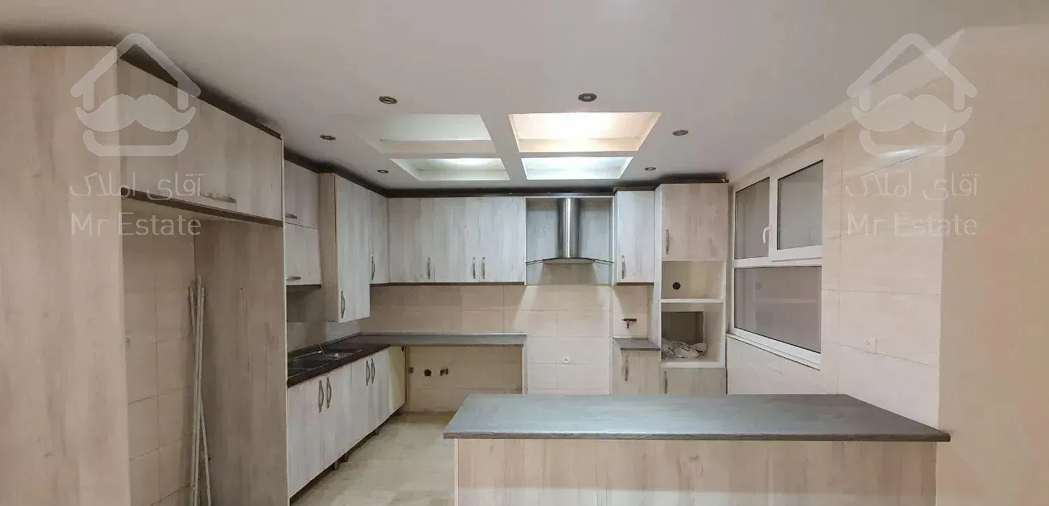 چیذر ۱۳۰ متر نور جنوب