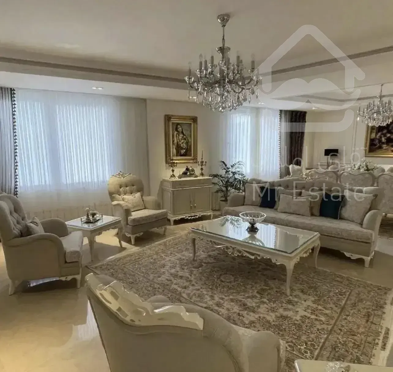 ۱۳۵ متر/۳ پارکینگ/خوش نقشه/فول نوسازی/دیباجی
