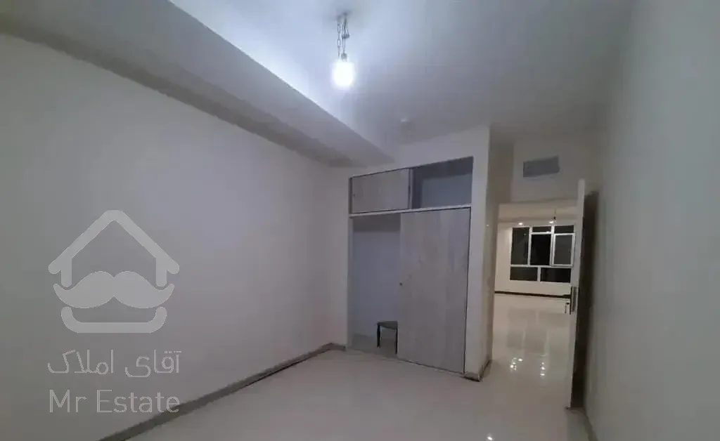 ۱۰۰ متر ۲ خواب فول امکانات ۲ ساله سالن پرده خور