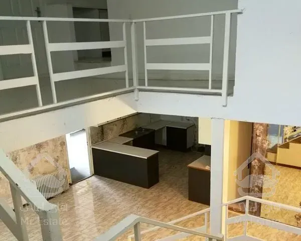 ویلا 373 متری بر خ معلم