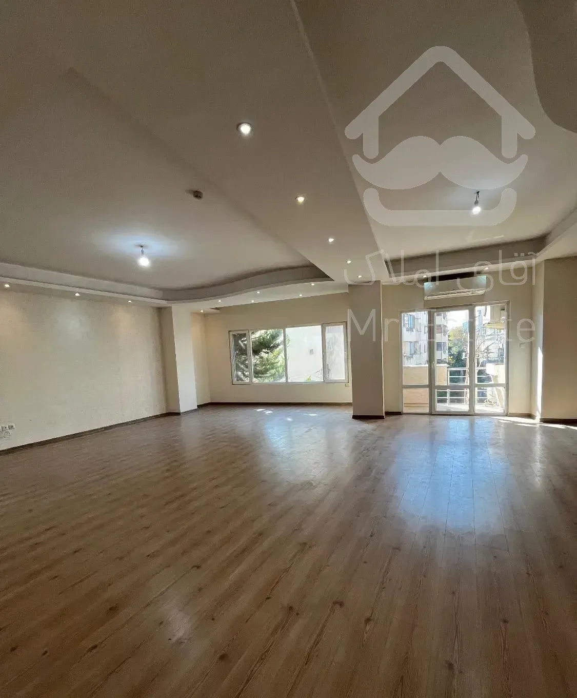 فروشِ آپارتمان ۱۷۷ متری ۳ خواب در گلسار بلوار سمیه