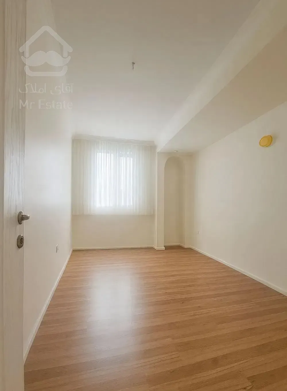 ۱۳۰ متر ولنجک زیر سیزدهم نور شمال‌جنوب دو تراس