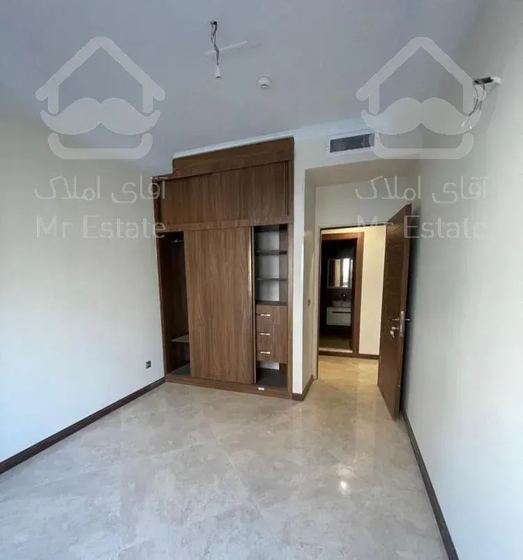 ۱۱۰متر دو خواب کلید نخورده