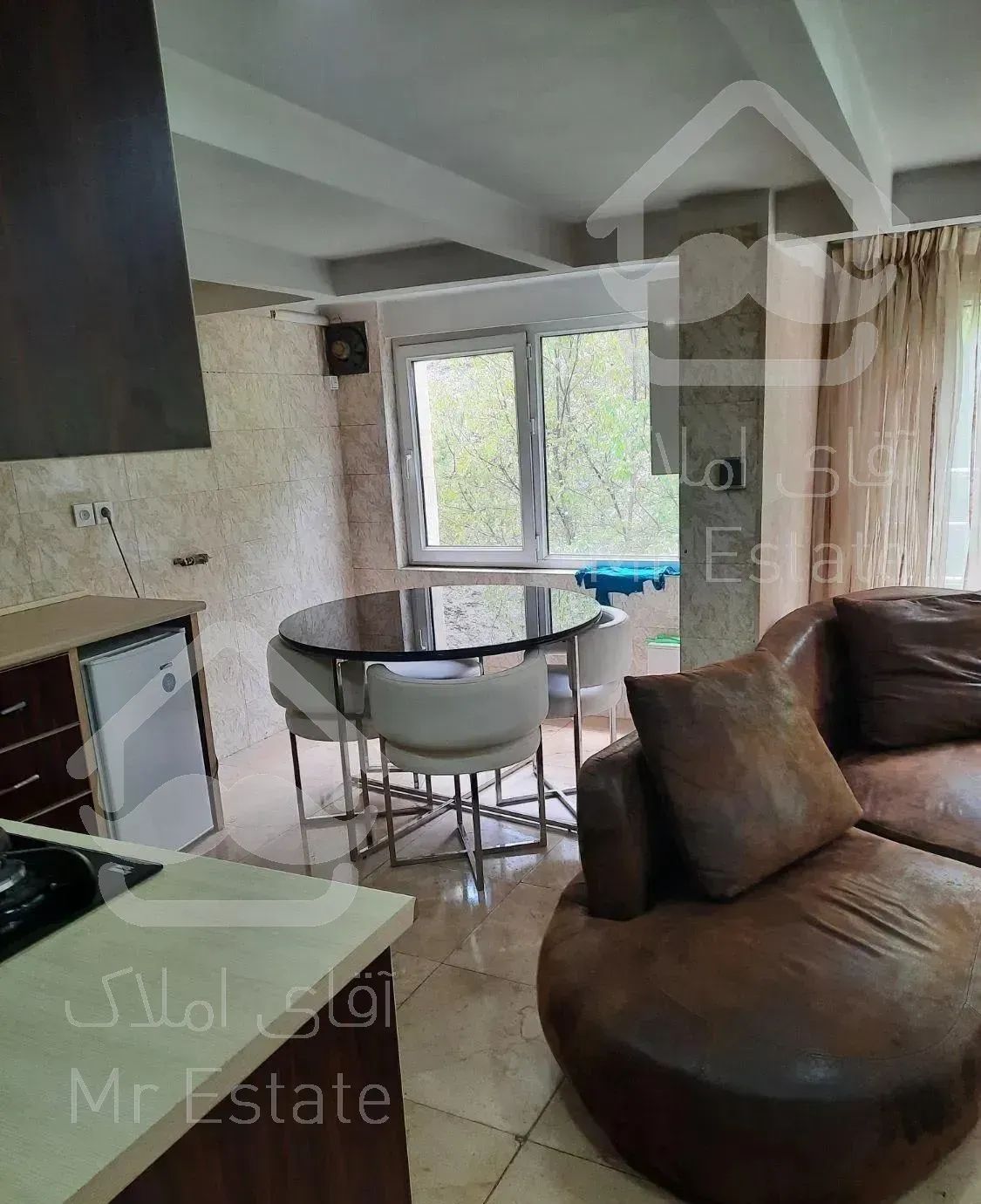 اقامتگاه پارسیا 130 متری