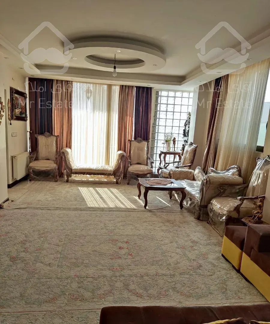 طبقه 2تک واحدی سر خیابان دسترسی به همه جا