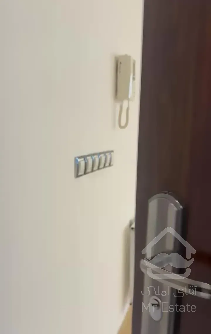 اجاره واحد ۹۱ متری خوش نقشه در فردوسی شرقی