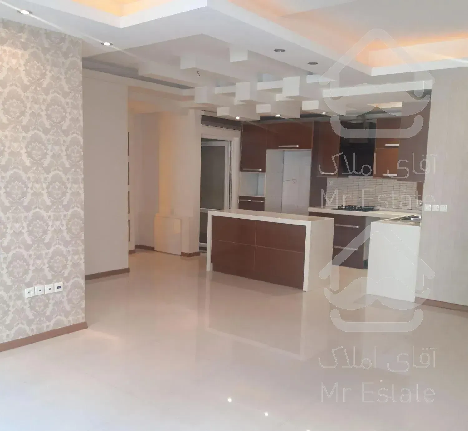 ۹۵ متر ۲ خواب  شیک م مادر . شاه نظری