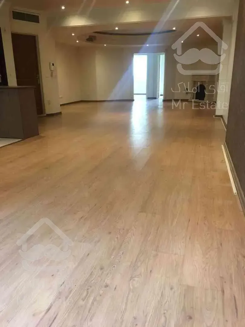 آپارتمان ۱۲۵متری فرمانیه به قیمت