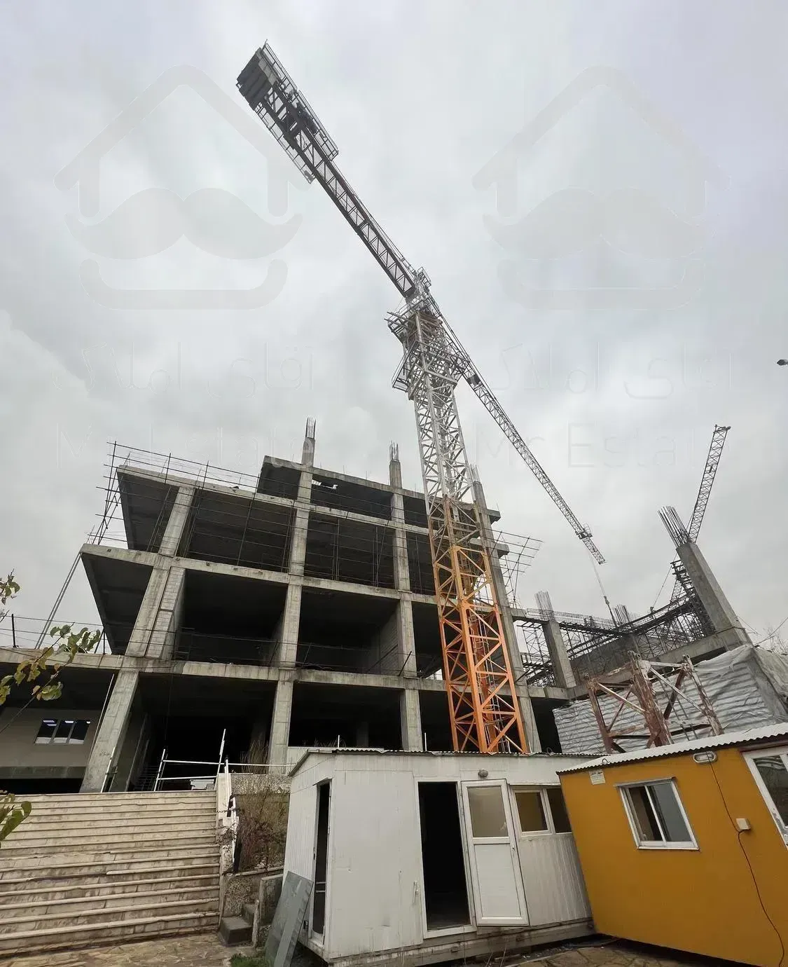 ۱۰۰متراداری/مجتمع تجاری اداری المپیاسنتر