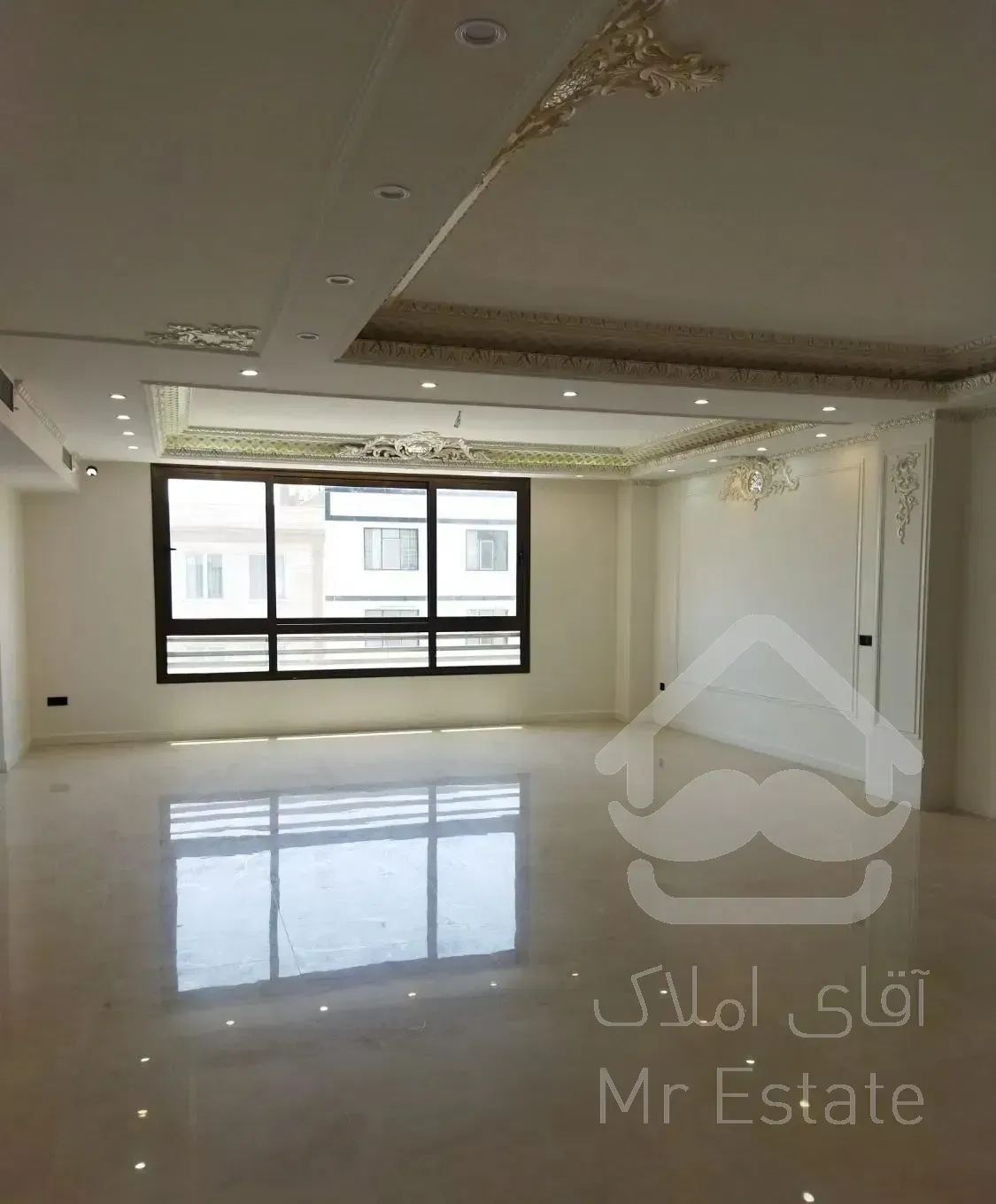 مستغلات ۳ طبقه تکواحدی فول امکانات.تهاتر با کلنگی