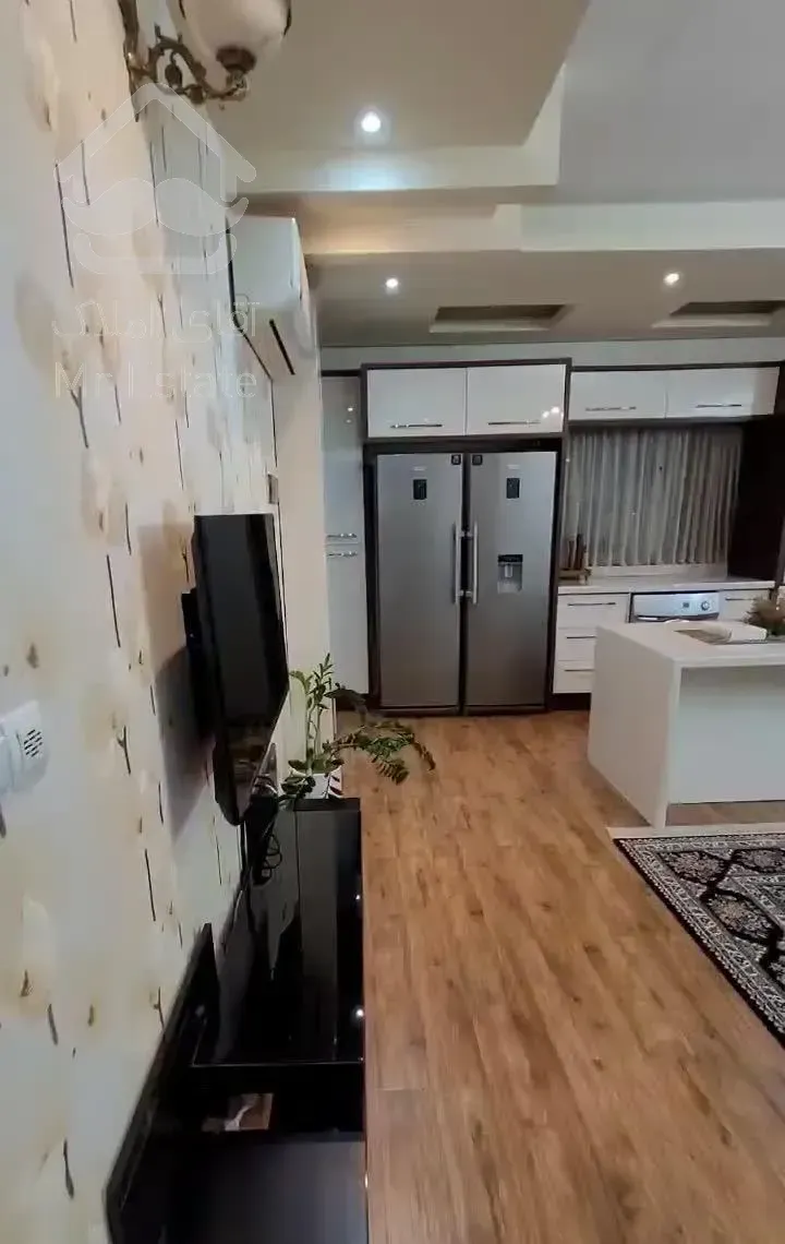 ۸۰ متری گلستان ۱۵ با اسانسور