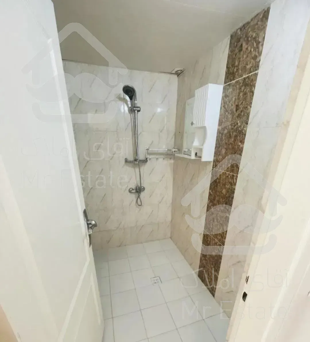 ۵۰ متر یک خوابه تاپ لوکیشن