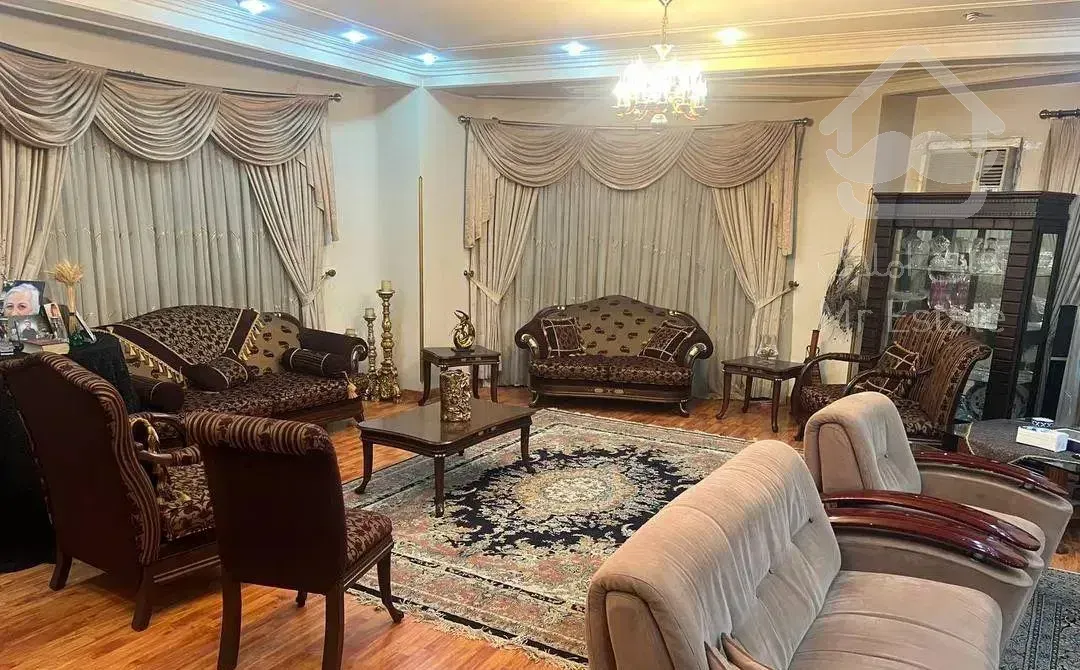 فروش آپارتمان ۲۰۰ متر در اندیشه