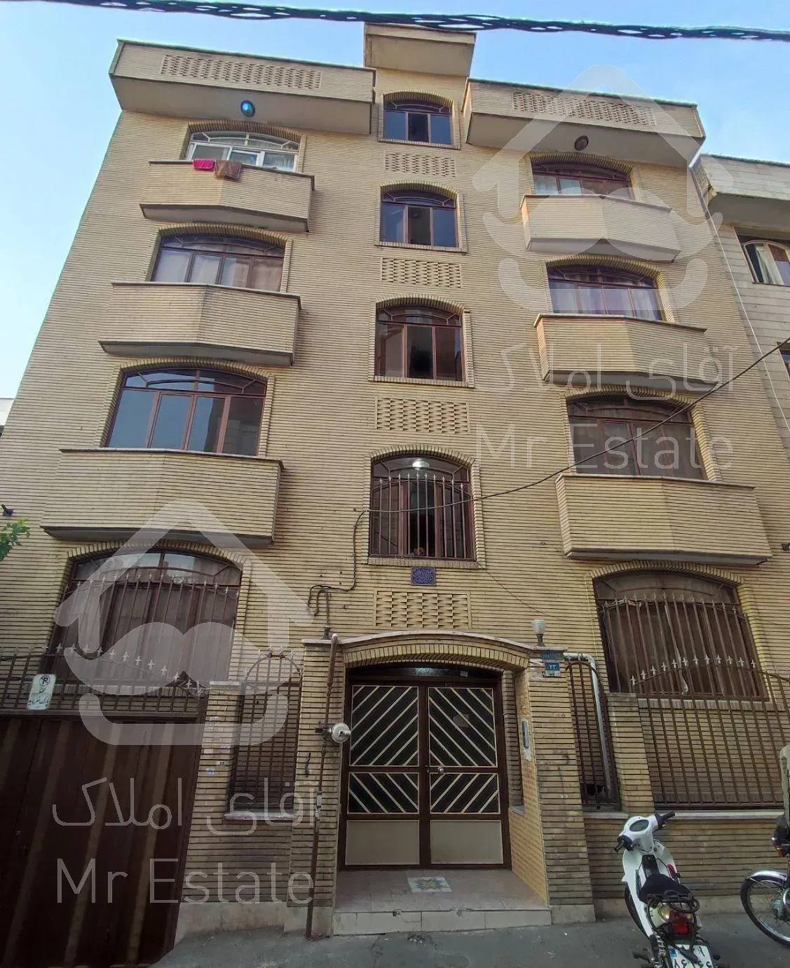 55متر بازسازی شده کوچه خالقی