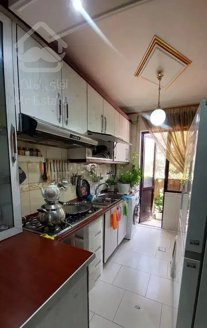 حاج علی ۵۲ متر ۱۰ ساله طبقه دوم تکواحدی