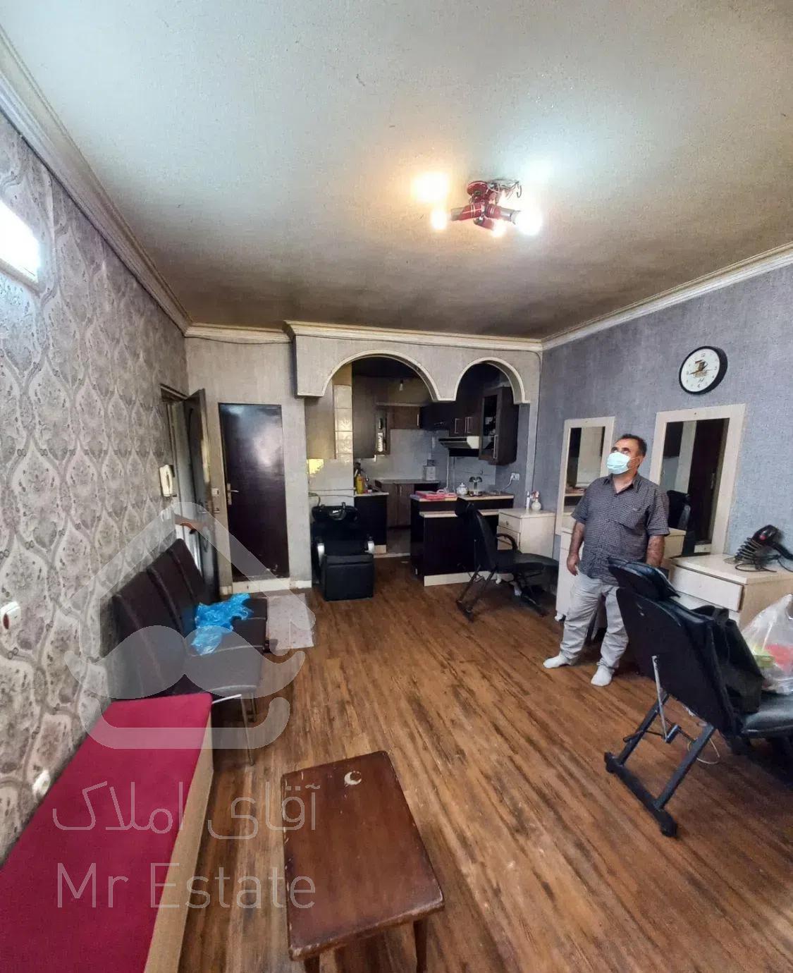 ۵۱ متر آپارتمان ط همکف بلوار شهدای صادقیه تخلیه