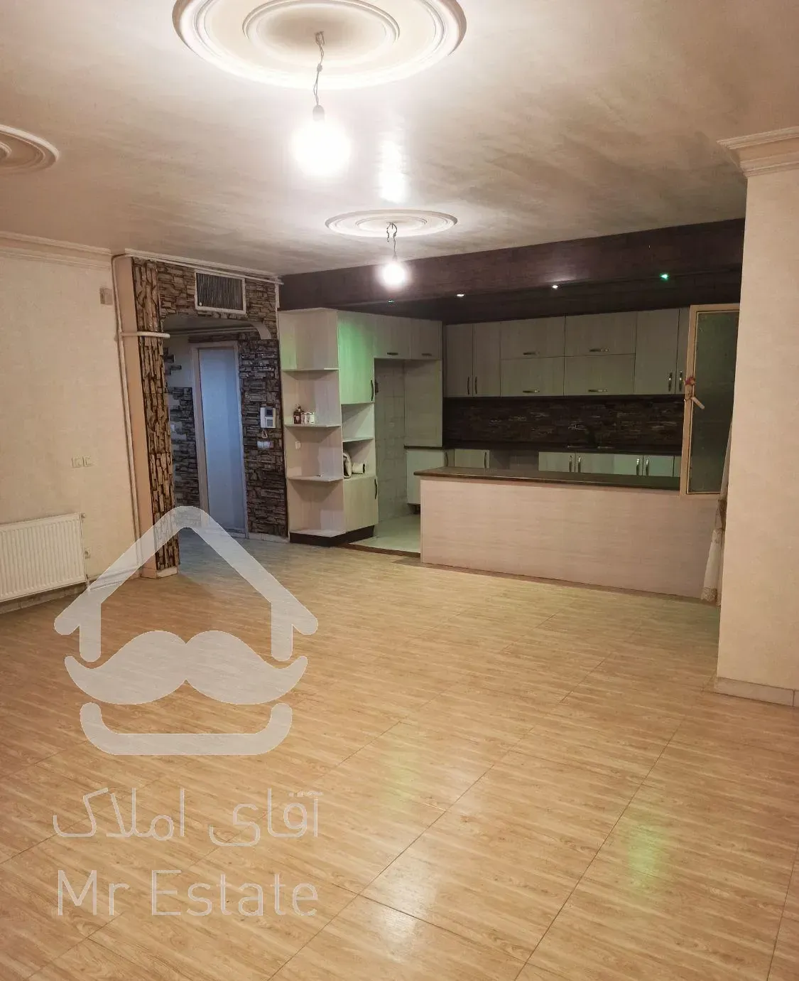 آپارتمان 107متر تک واحدی  (اردلان فرشتگان)