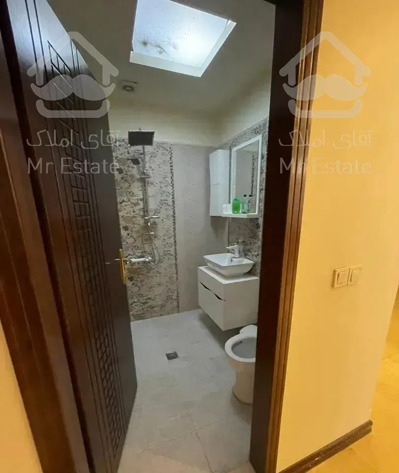 ۱۰۶ من ی دو خوابه بالای جلال