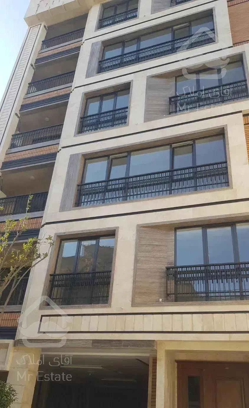 ۱۹۵متر سه خوابه ۳پارکینگ سندی تکواحدی