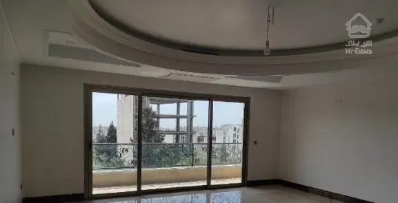 ۱۱۰ متر۳ خوابه فول /نوساز/ حیاط خلوت/میدان بریانک