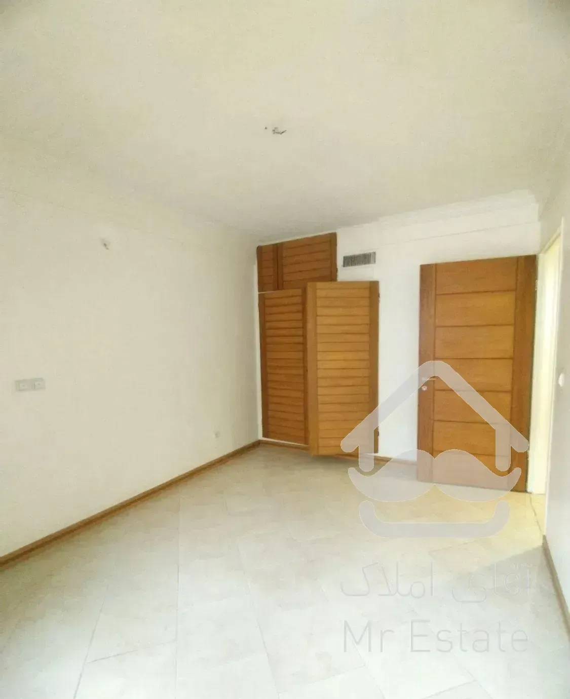 ۱۷۷ متر سه خوابه لوکیشن  جردن خوش نقشه