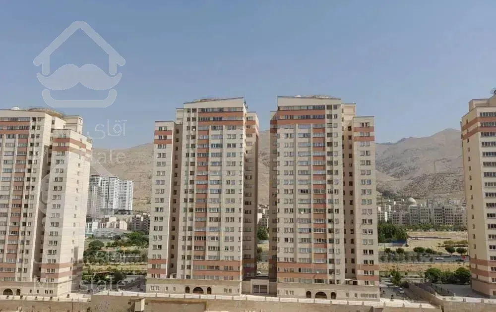 ۱۱۲متر/طبقات بالا/منطقه ۲۲/برج آسمان