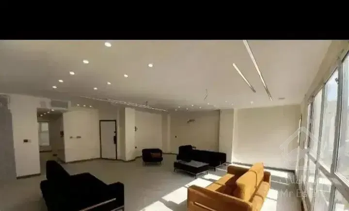 فروش . آپارتمان . 150 متری . خیابان دانشگاه