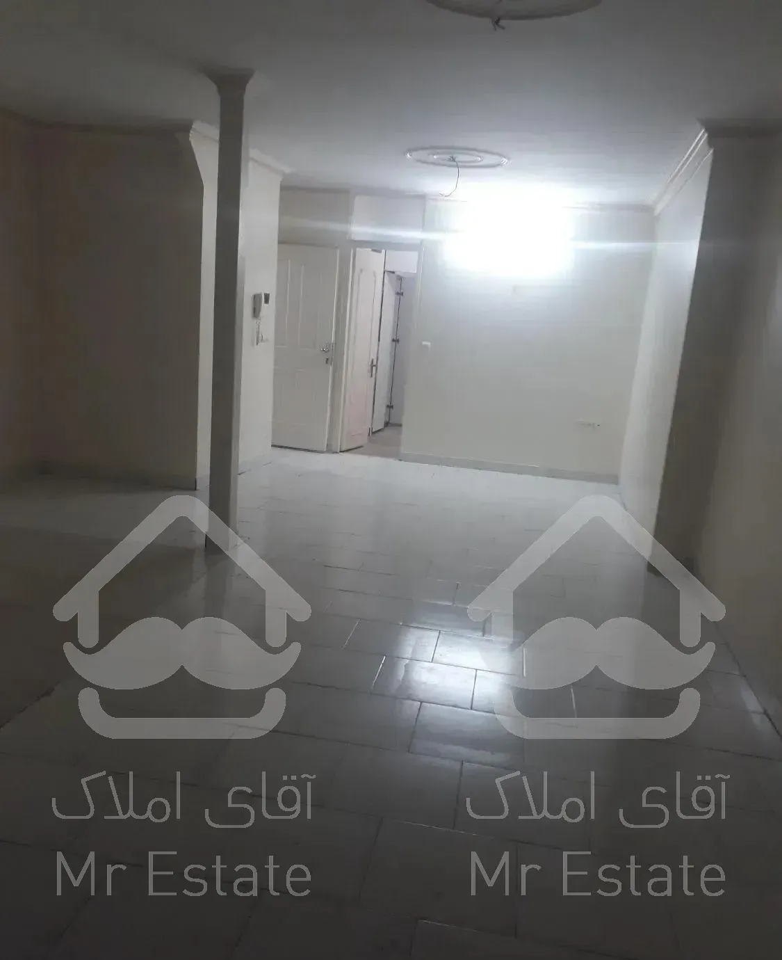 آپارتمان  ۹۰ متری   دو خواب